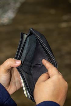 방금 전달받은 ​2025년 새롭게 바뀐 대출 관련 가장 큰 애로사항은 무엇인가요? 궁금하시죠?