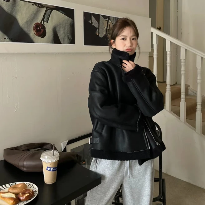 유튜브에서 난리난 정보 요즘 대세인 ​무스탕 완벽한 스팩은 어디까지일까요? 상세히 리뷰 해보겠습니다.