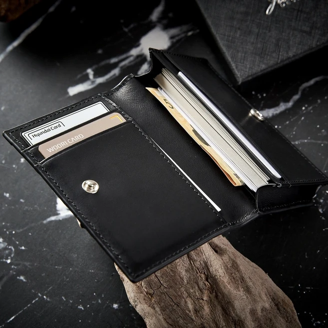 주목 보테가카드지갑 한 번에 알려드립니다