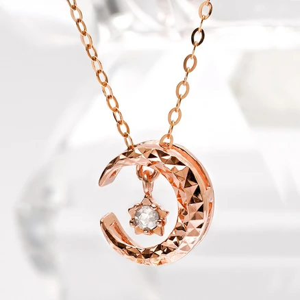 인플루언서가 공개한 비비안웨스트우드목걸이 관심이 뜨거운 이유 입니다