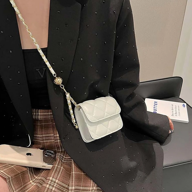 바로 준비가능 셀린느미니백 알려드립니다