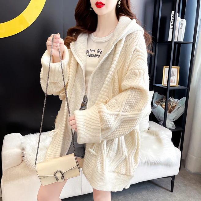 품절이 임박한 니트/스웨터 관심이 뜨겁습니다