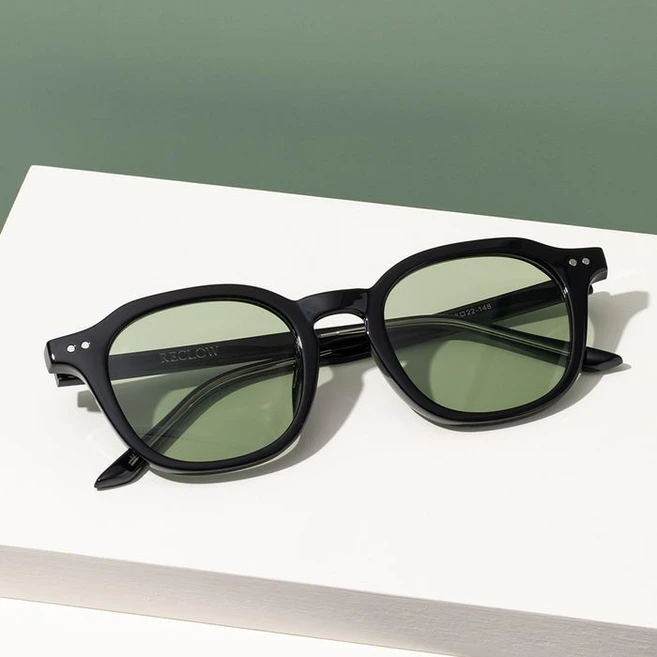 드디어 다음주에 공개 선글라스 아쉬움이 없습니다